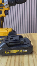 Parafusadeira Furadeira De Impacto The Black Tools Profissional TB-21PX 2 Baterias Com Maleta 60Hz Amarelo